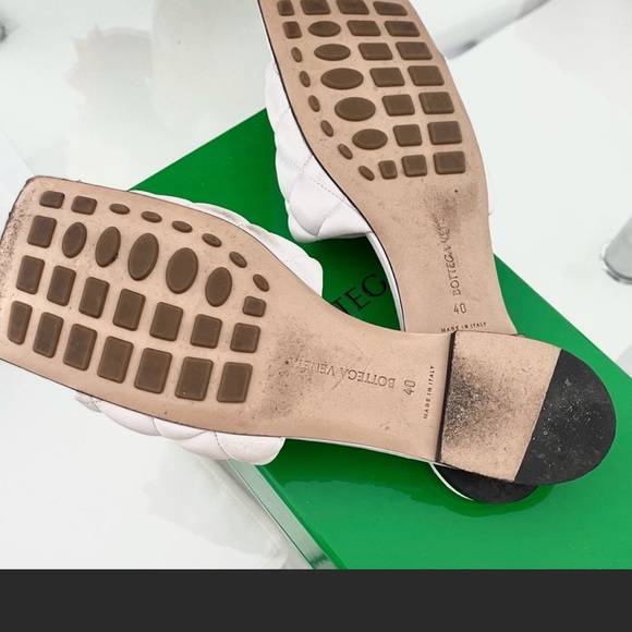 Bottega Veneta Lido Sandals - Picture 2 of 4